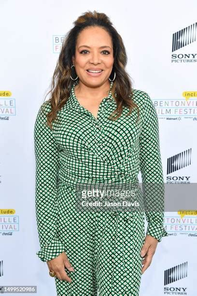 578 Luna Lauren Velez Photos & High